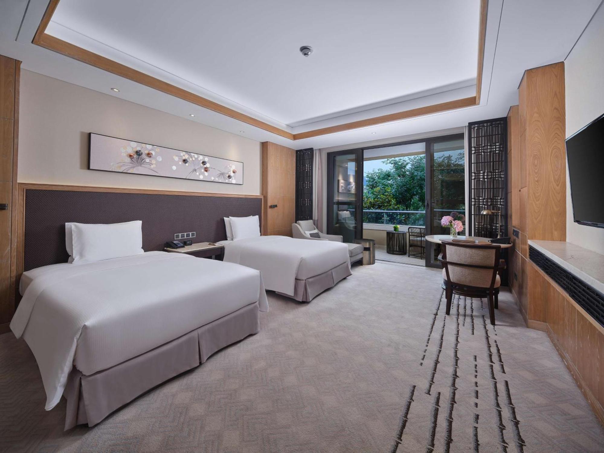 Hilton Dali Resort & Spa Buitenkant foto